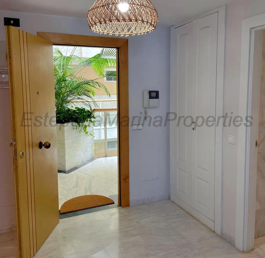 Apartment Emp 15, Large Beachside Apartment, El Coral, Estepona Spain