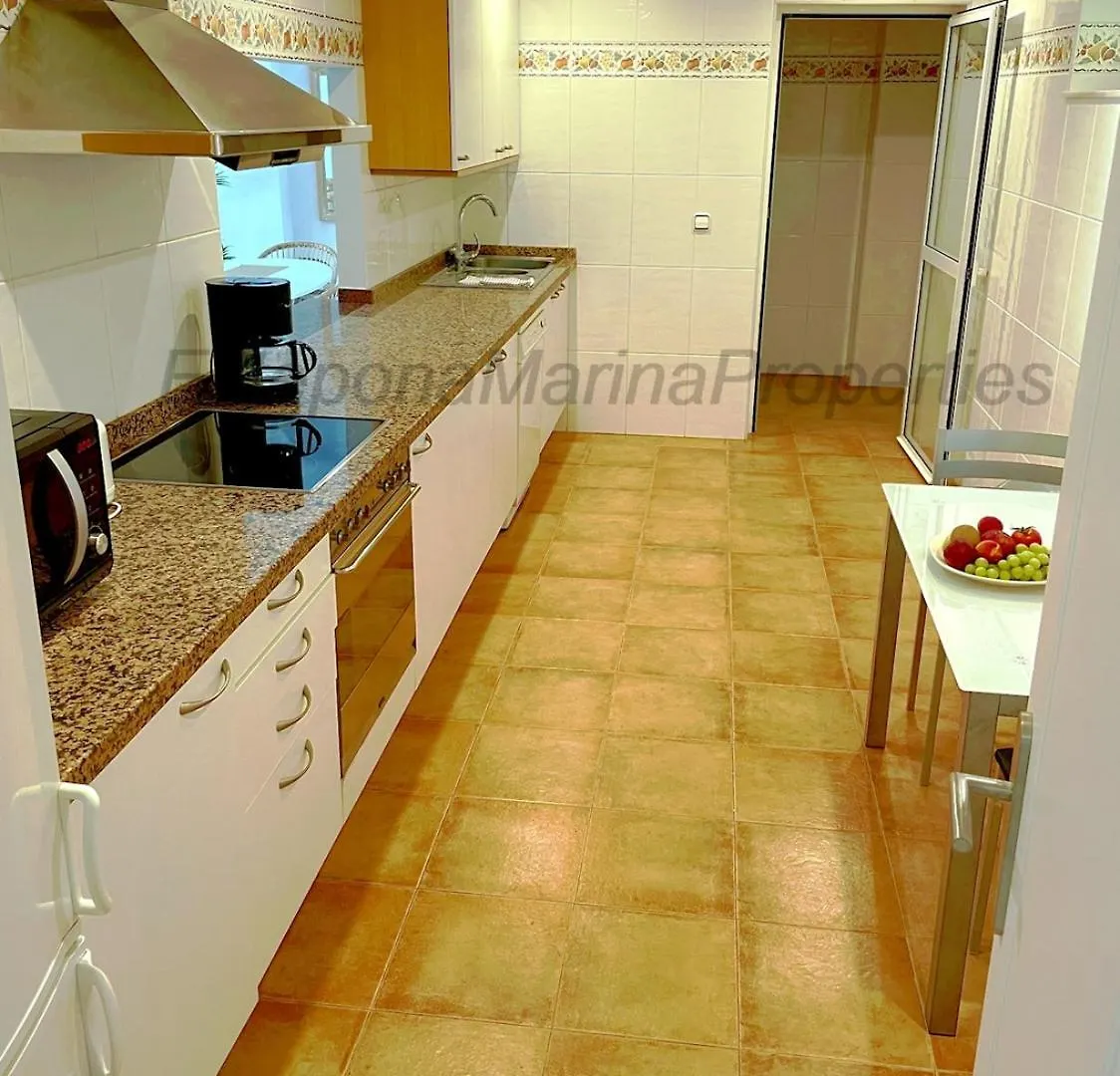 Emp 15, Large Beachside Apartment, El Coral, Estepona 0*,